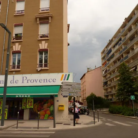 Apartment 3 Pieces 10 Min De Lyon *